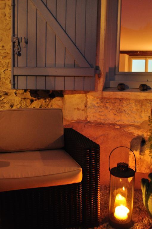 Chambres D'Hotes La Grange Au Bois Champagne-et-Fontaine Exteriér fotografie